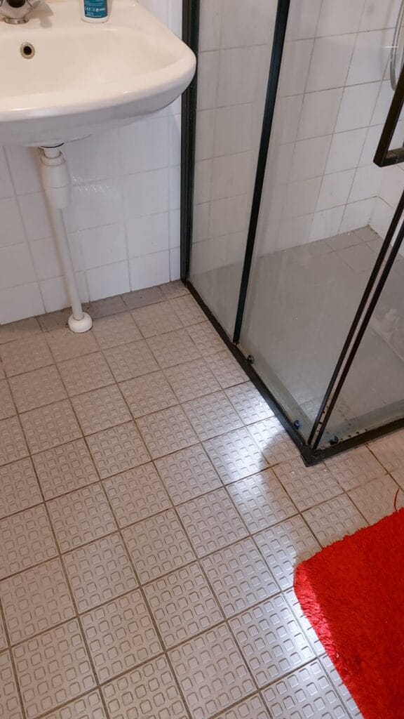 Antislip vloer schoonmaken