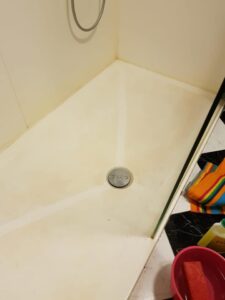 douchecabine voor het schoonmaken