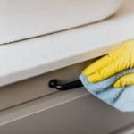 schoonmaken met microvezeldoek